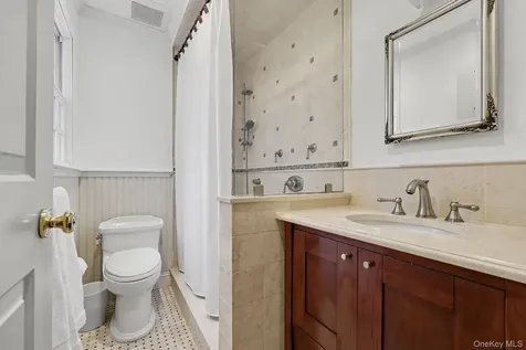 4 Clark Lane Rye NY 10580
