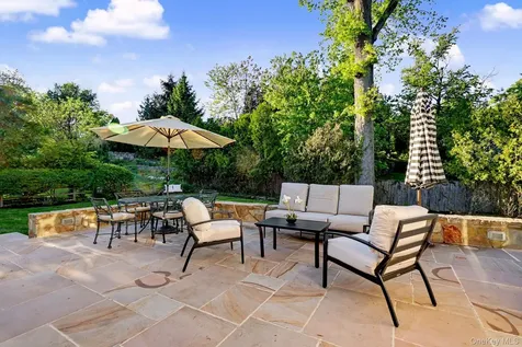 4 Clark Lane Rye NY 10580