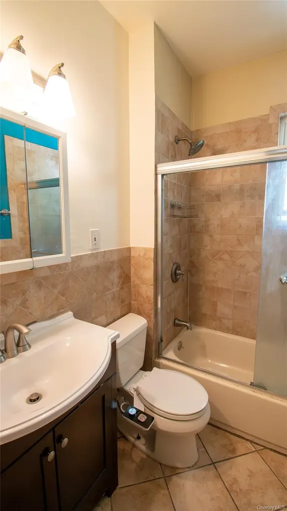 840 Seaman Avenue E Baldwin NY 11510