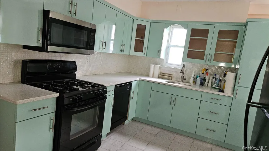 73-64 196th Street Fresh Meadows NY 11366