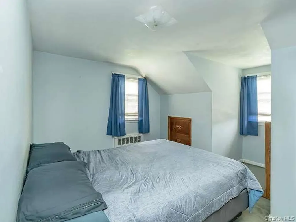 34 Maple Street Greenvale NY 11548