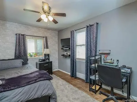 34 Maple Street Greenvale NY 11548
