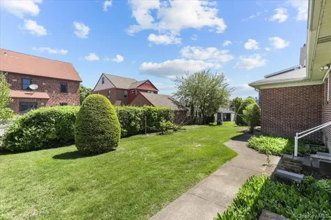 29 Teresa Avenue Yonkers NY 10704