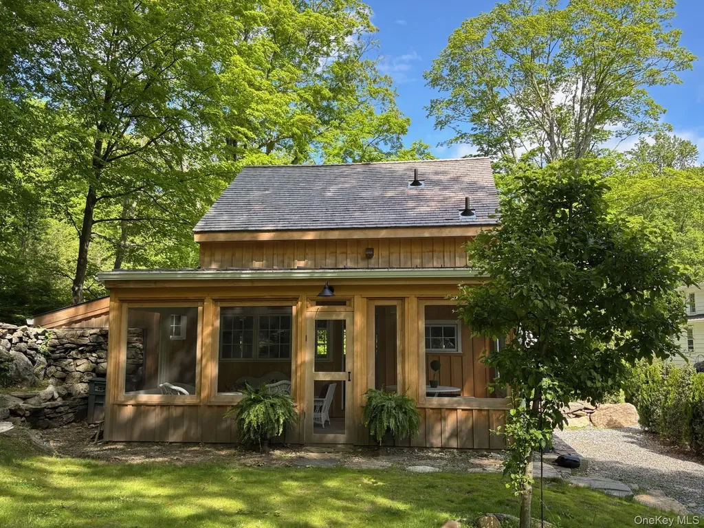 38-A Creemer Road Armonk NY 10504