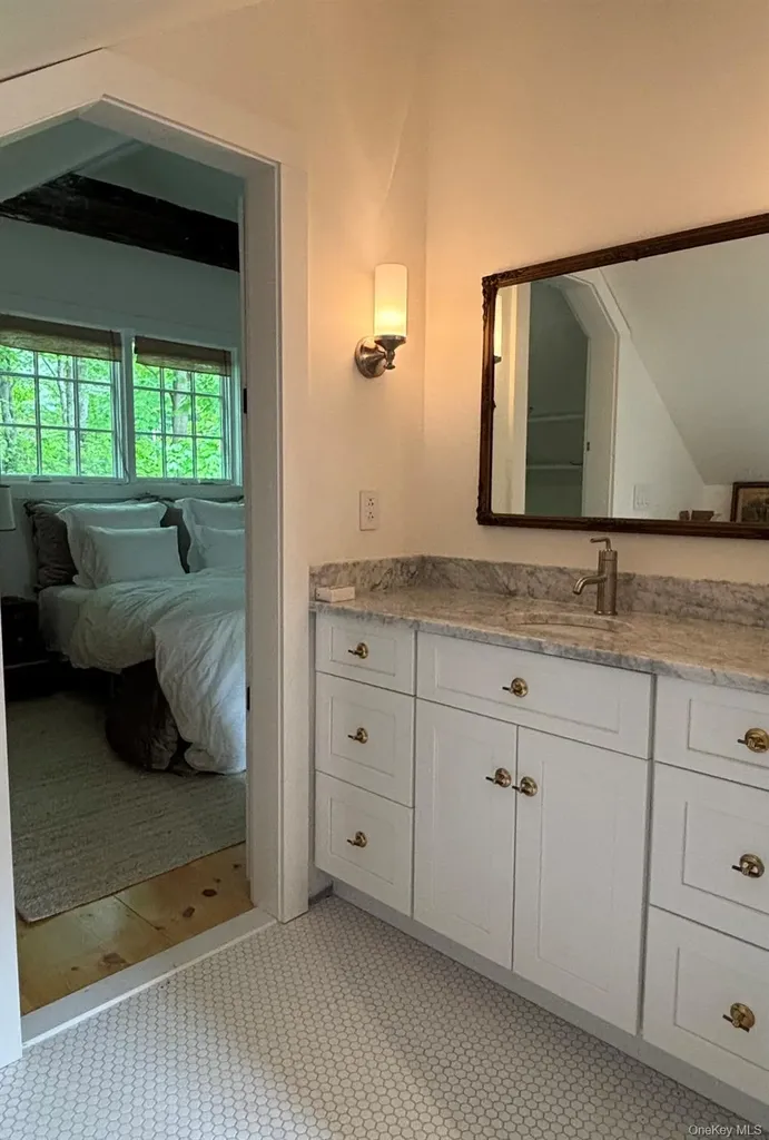 38-A Creemer Road Armonk NY 10504
