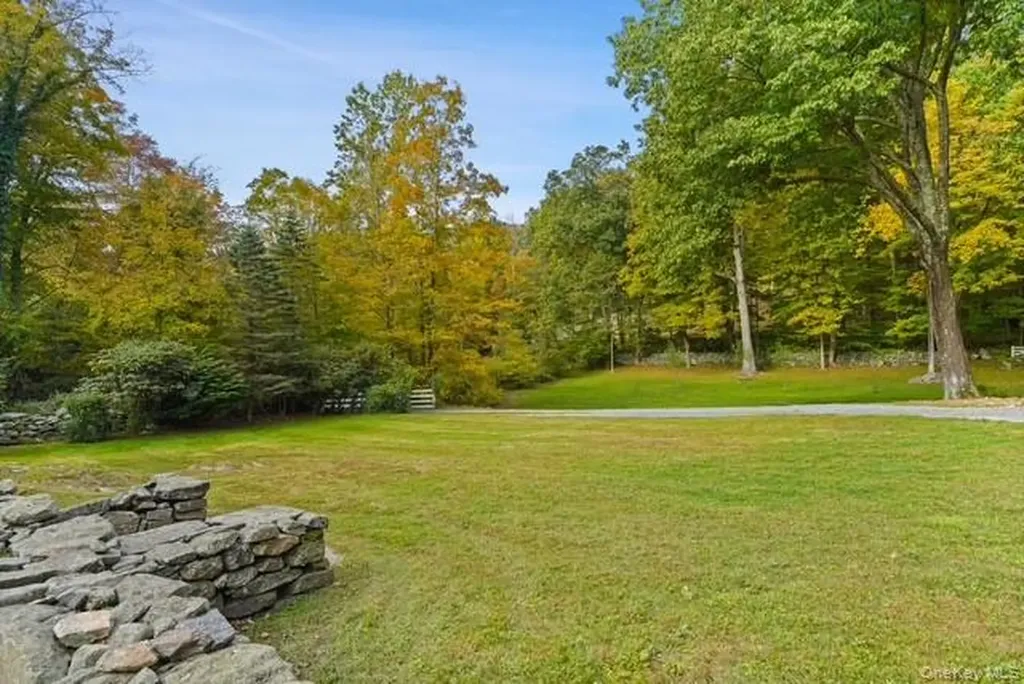 38-A Creemer Road Armonk NY 10504