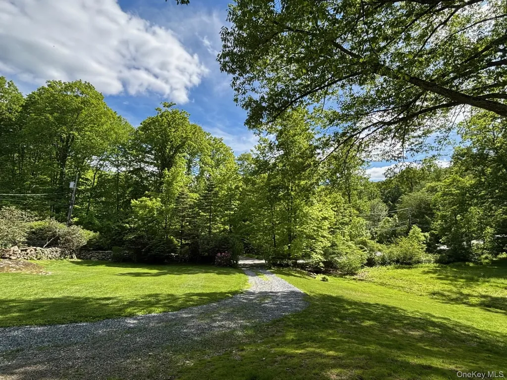 38-A Creemer Road Armonk NY 10504