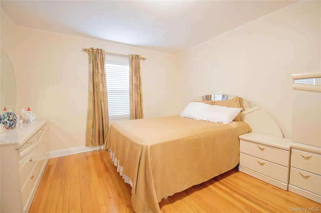 1360 Beulah Court Baldwin NY 11510