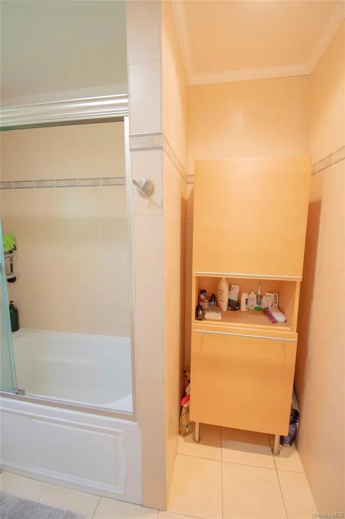 1360 Beulah Court Baldwin NY 11510