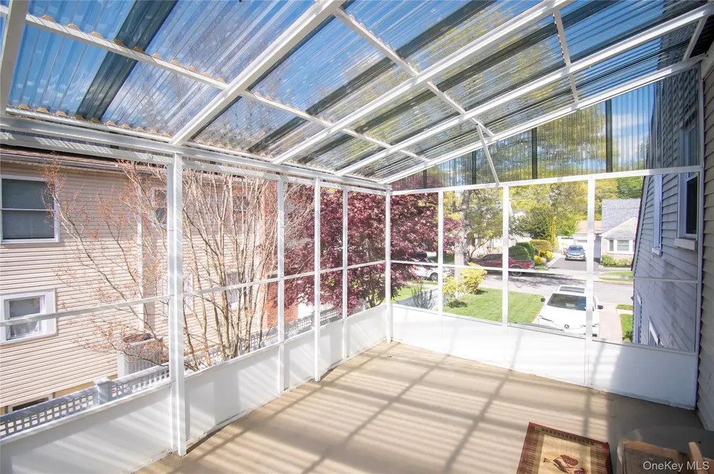 1360 Beulah Court Baldwin NY 11510