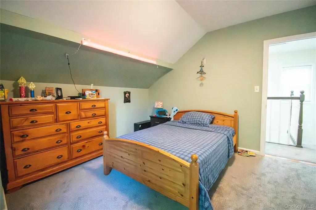 1360 Beulah Court Baldwin NY 11510