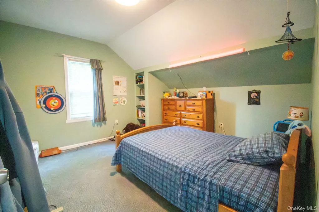 1360 Beulah Court Baldwin NY 11510