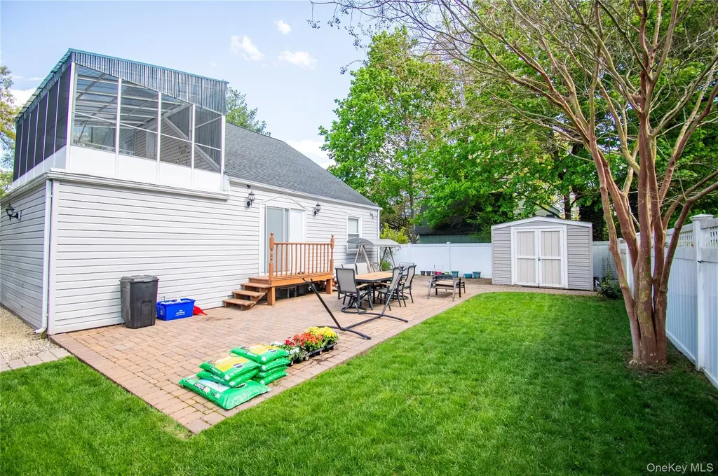 1360 Beulah Court Baldwin NY 11510