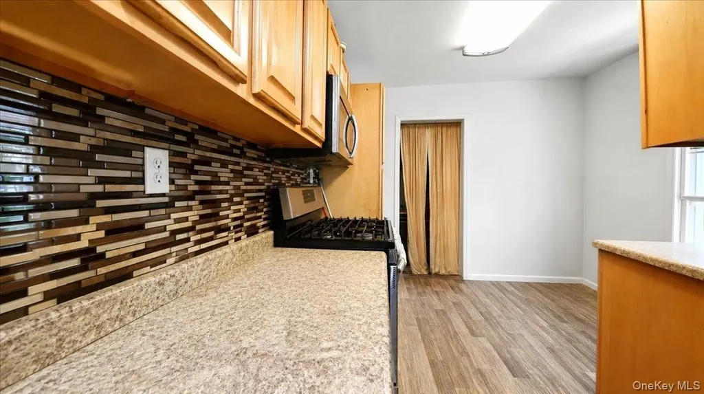364 Ashburton Avenue Yonkers NY 10701