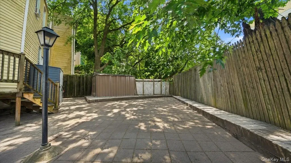364 Ashburton Avenue Yonkers NY 10701