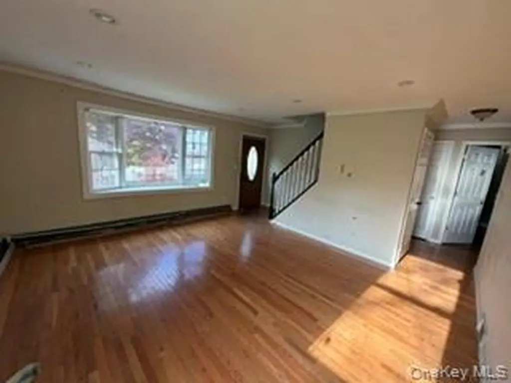 13 Venter Lane Nanuet NY 10954