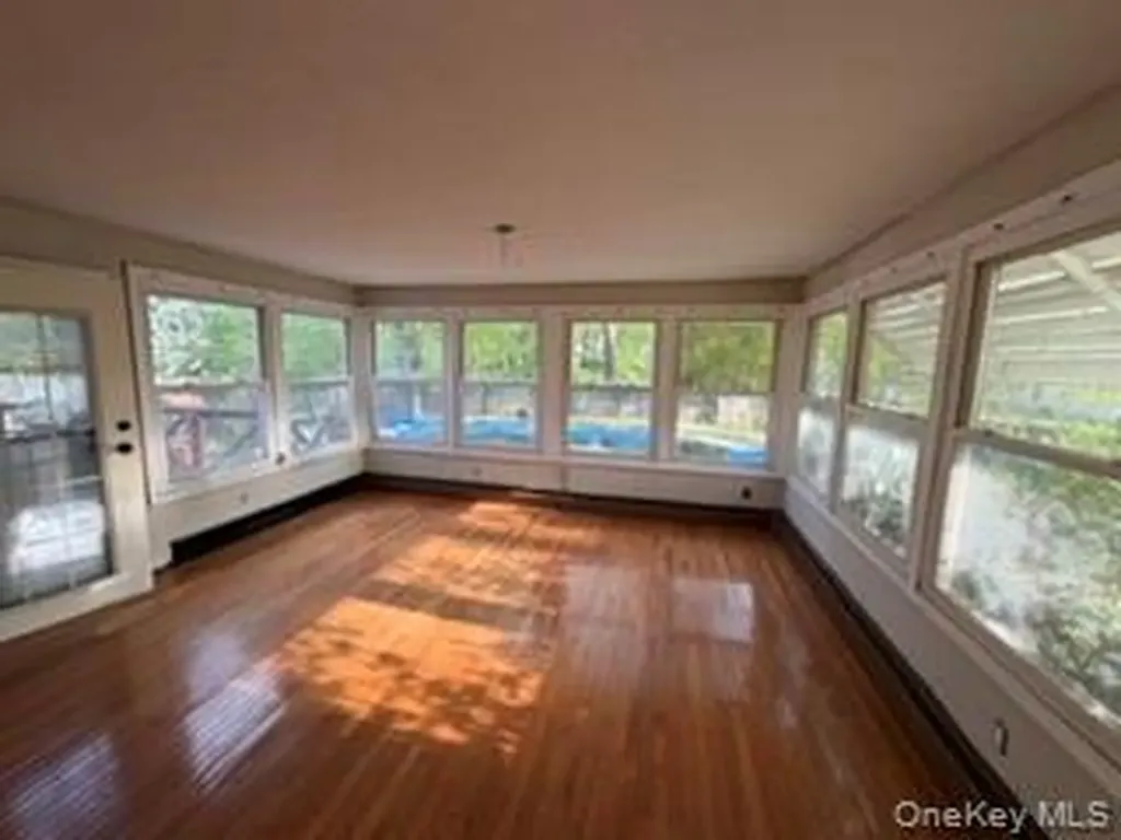 13 Venter Lane Nanuet NY 10954
