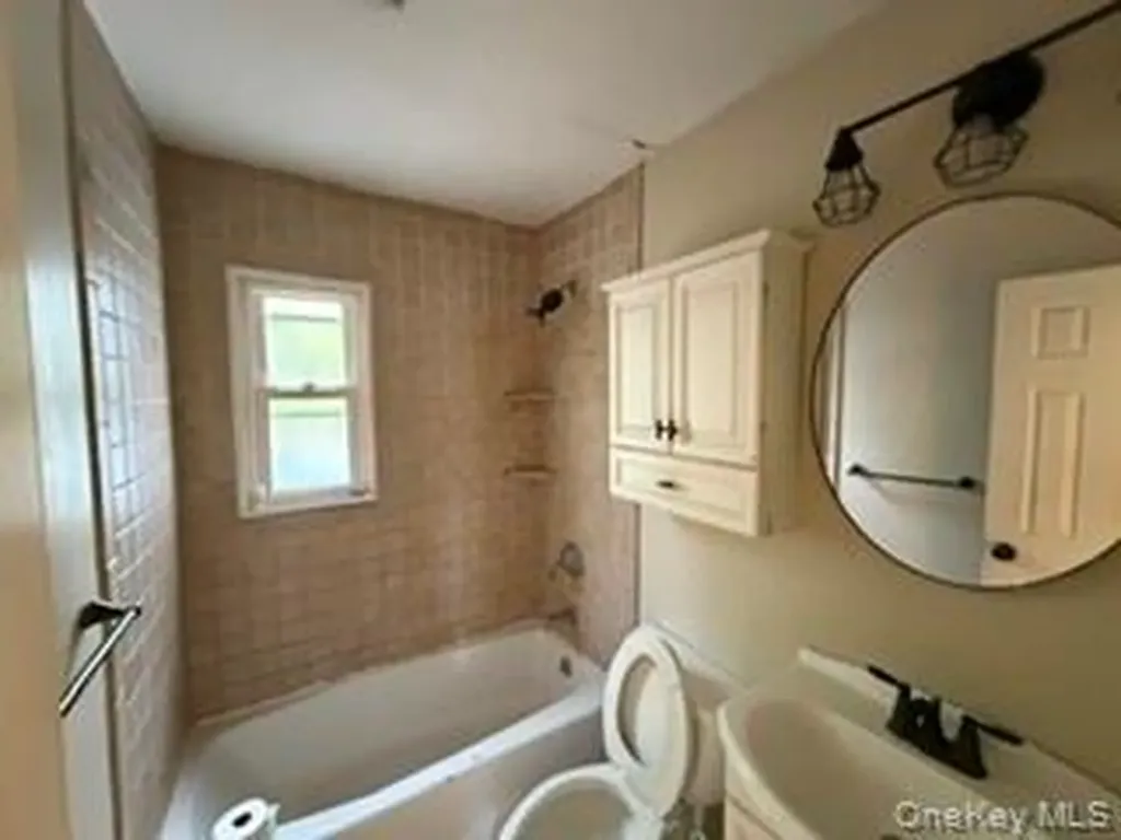 13 Venter Lane Nanuet NY 10954