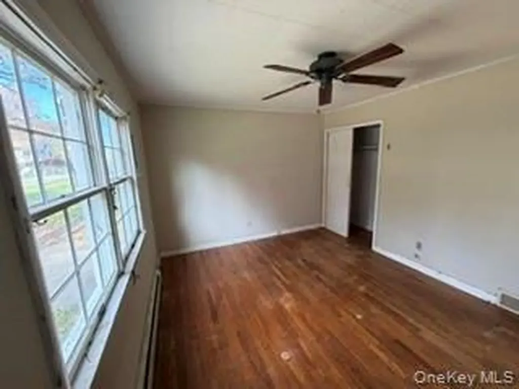 13 Venter Lane Nanuet NY 10954