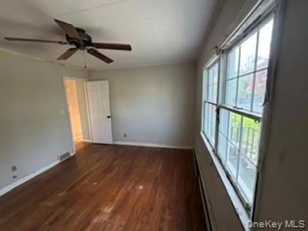 13 Venter Lane Nanuet NY 10954