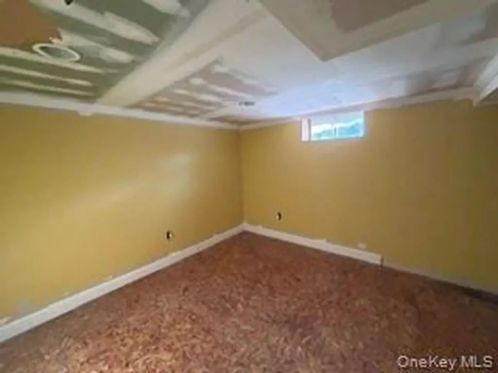13 Venter Lane Nanuet NY 10954