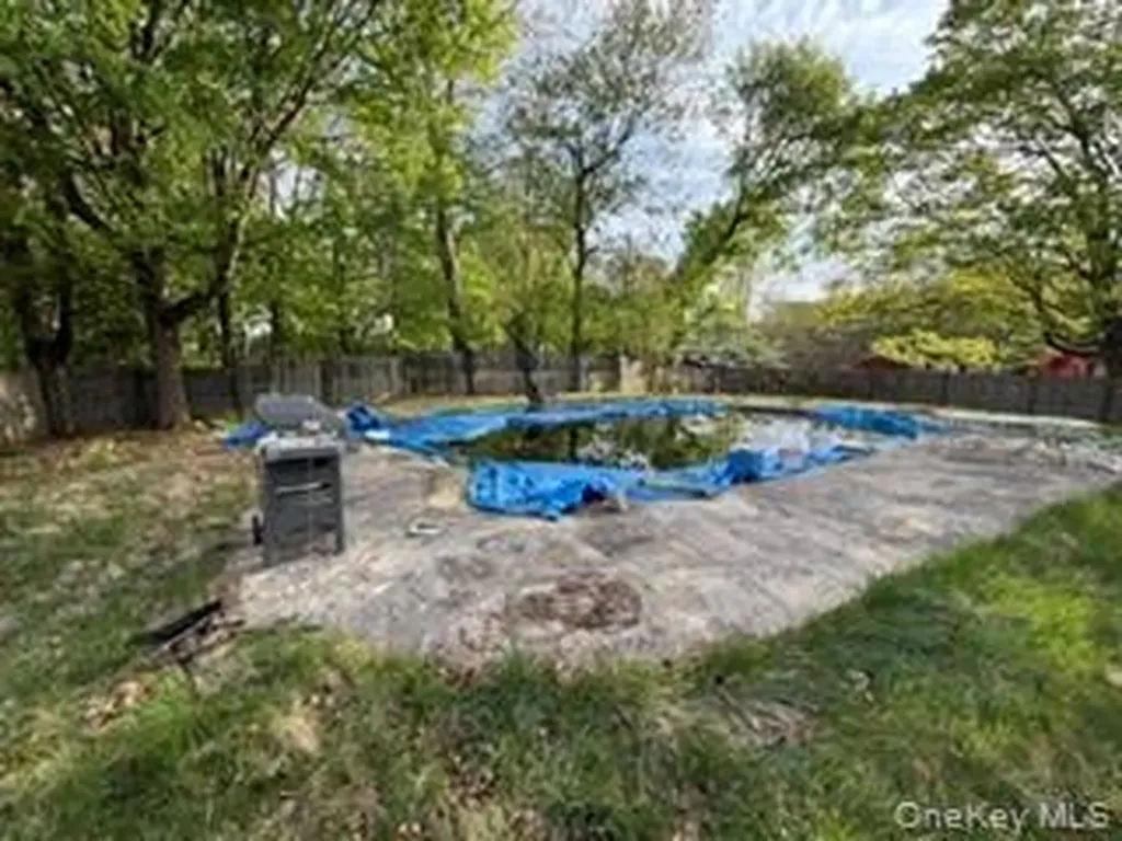 13 Venter Lane Nanuet NY 10954