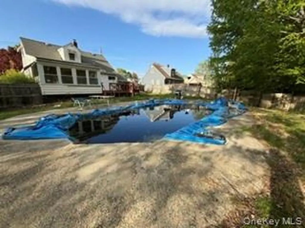 13 Venter Lane Nanuet NY 10954