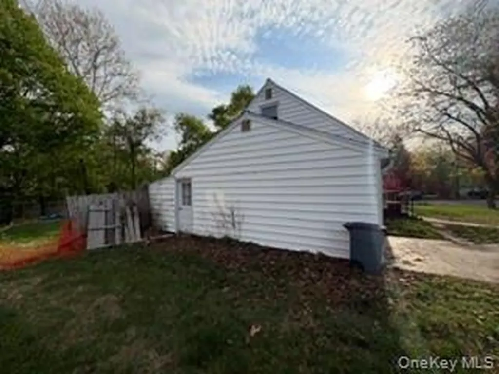 13 Venter Lane Nanuet NY 10954