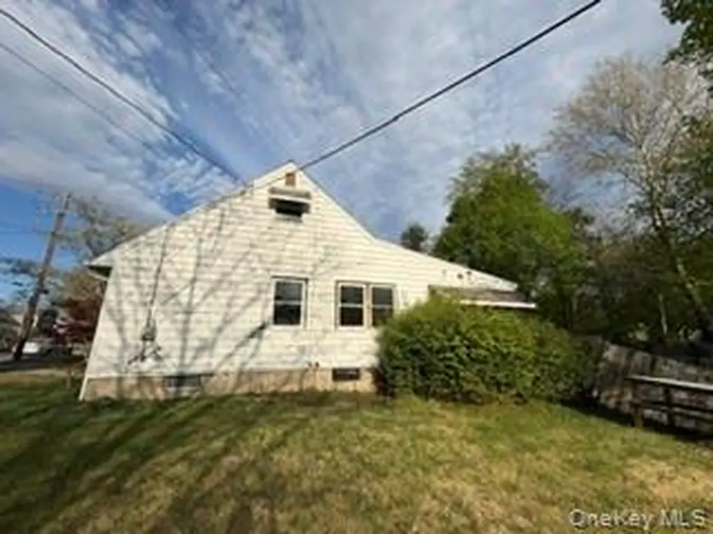 13 Venter Lane Nanuet NY 10954
