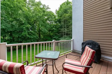 134 Bayberry Close Chappaqua NY 10514