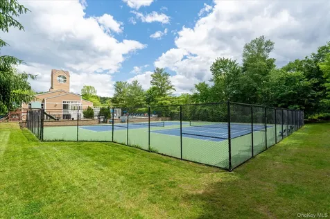 134 Bayberry Close Chappaqua NY 10514