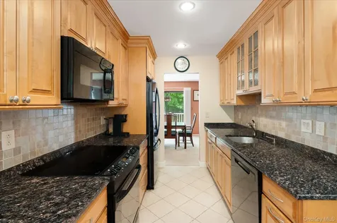134 Bayberry Close Chappaqua NY 10514