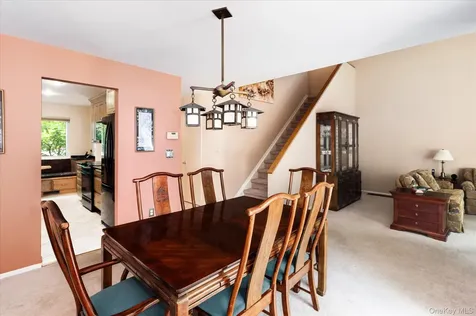 134 Bayberry Close Chappaqua NY 10514