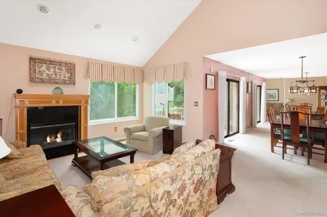 134 Bayberry Close Chappaqua NY 10514