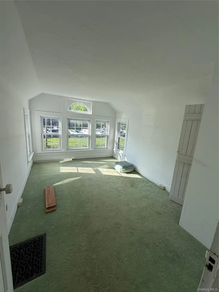788 Dutchess Turnpike Poughkeepsie NY 12603