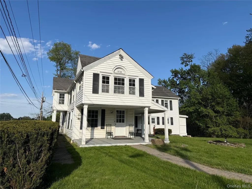 788 Dutchess Turnpike Poughkeepsie NY 12603
