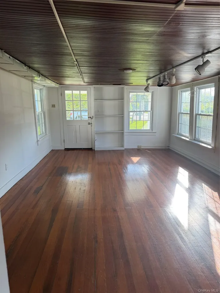 788 Dutchess Turnpike Poughkeepsie NY 12603