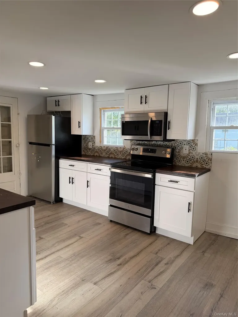 788 Dutchess Turnpike Poughkeepsie NY 12603