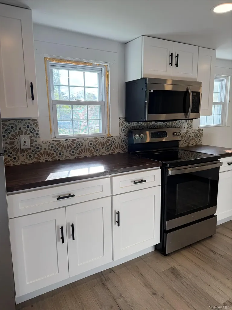 788 Dutchess Turnpike Poughkeepsie NY 12603