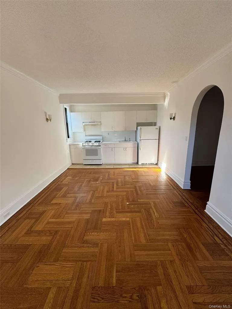 10 Wright Place Scarsdale NY 10583