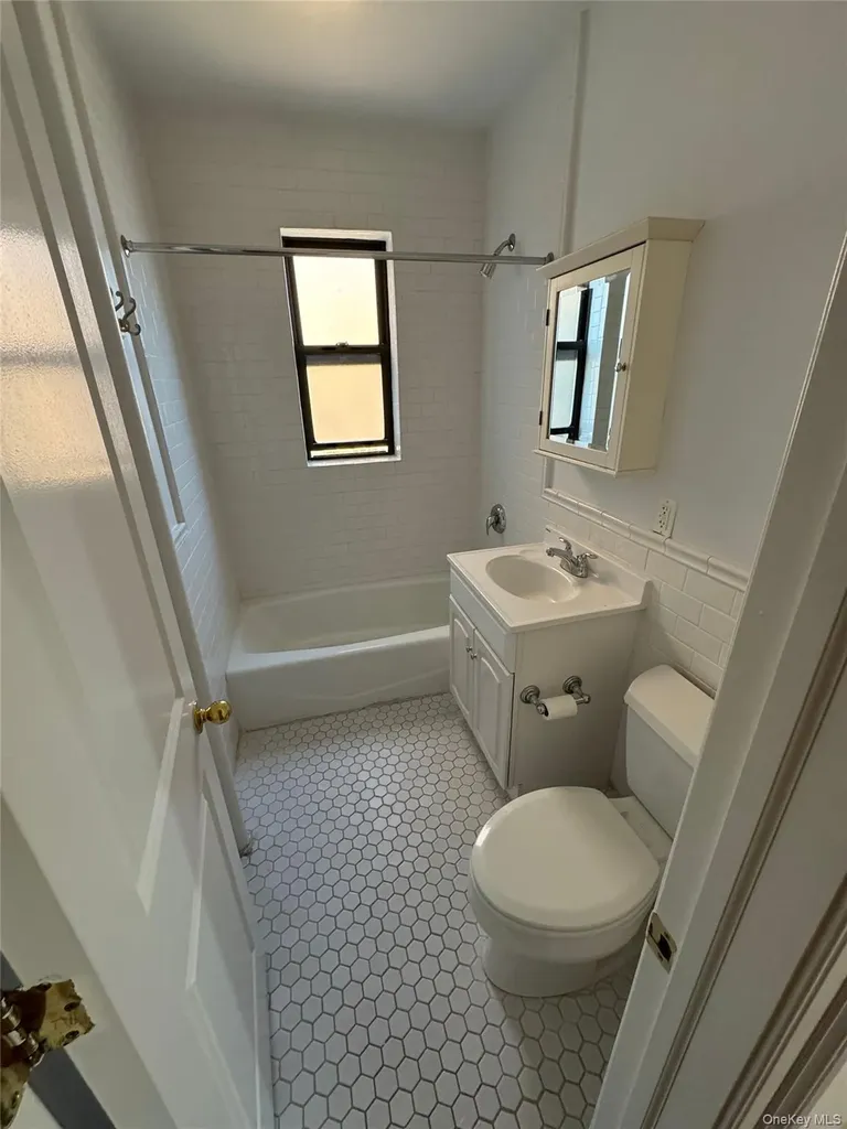 10 Wright Place Scarsdale NY 10583