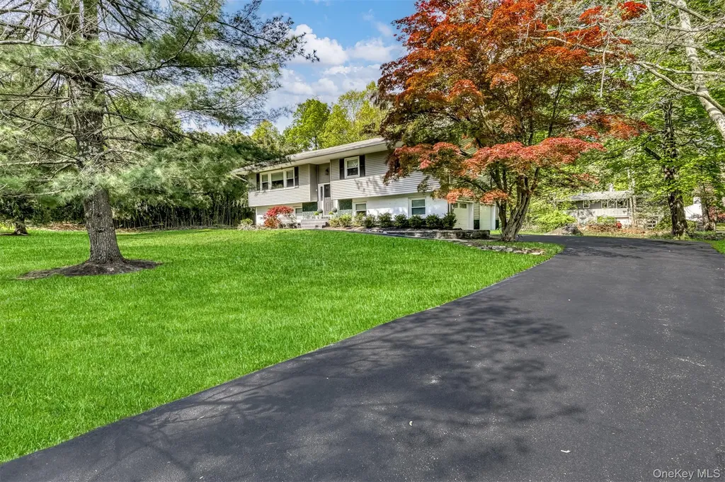 27 Hidden Valley Drive Suffern NY 10901