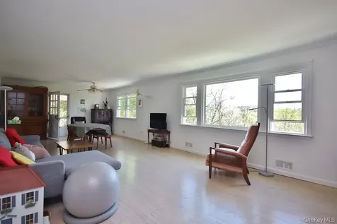 28 Argyle Place Briarcliff Manor NY 10510