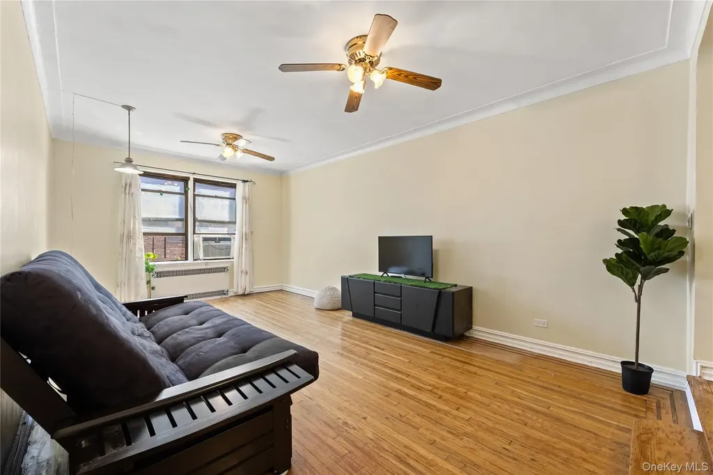 35-35 75th Street Jackson Heights NY 11372