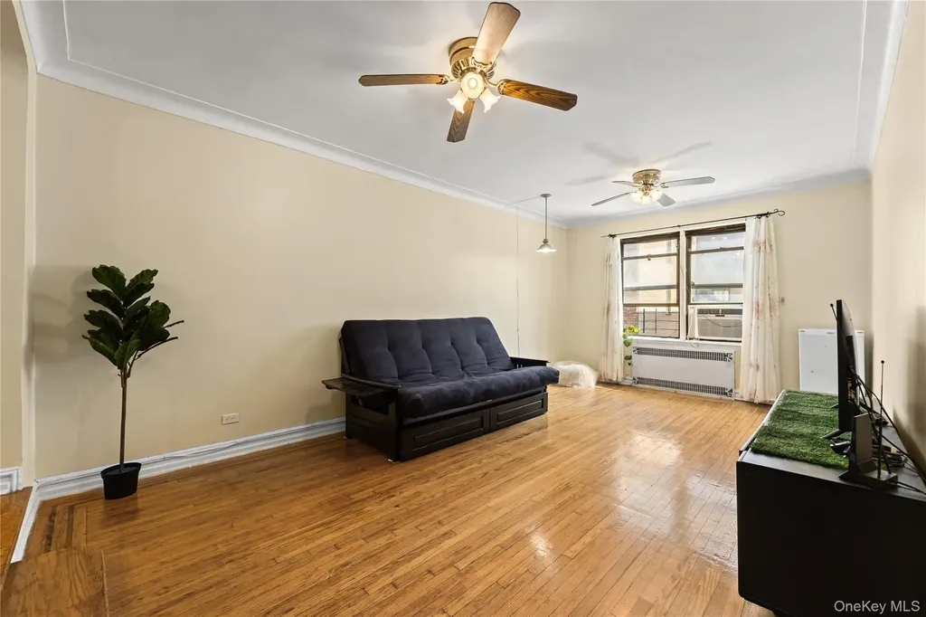 35-35 75th Street Jackson Heights NY 11372