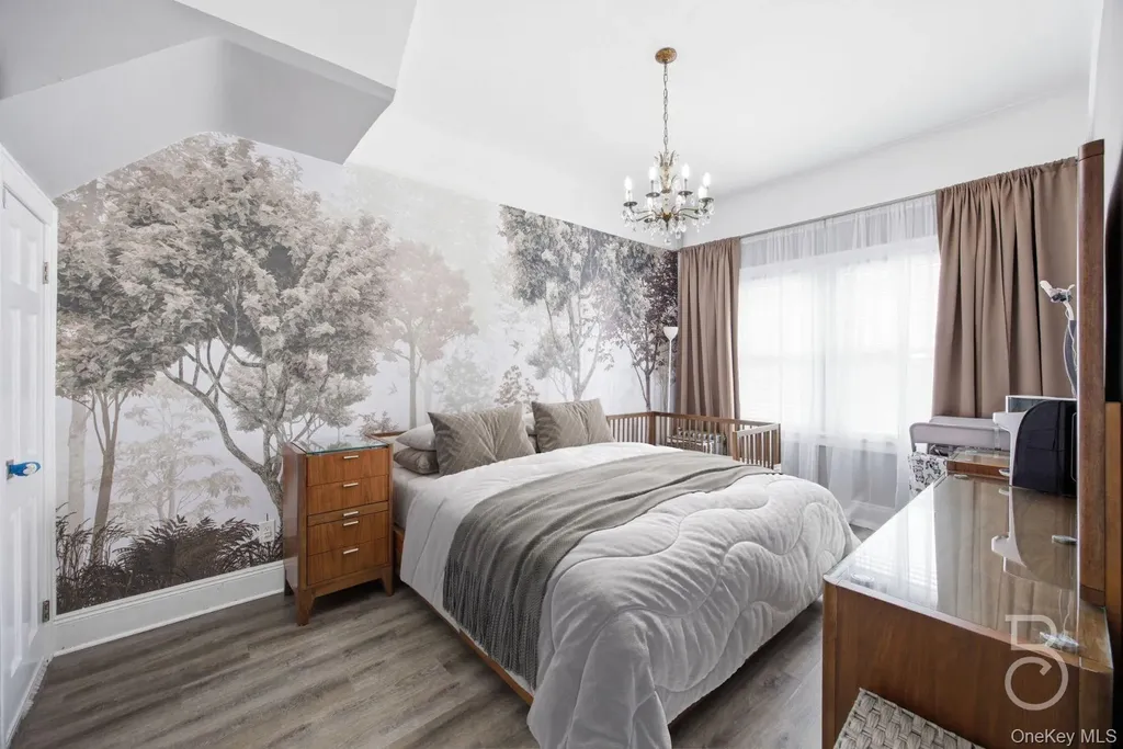 88-38 78th Avenue Glendale NY 11385
