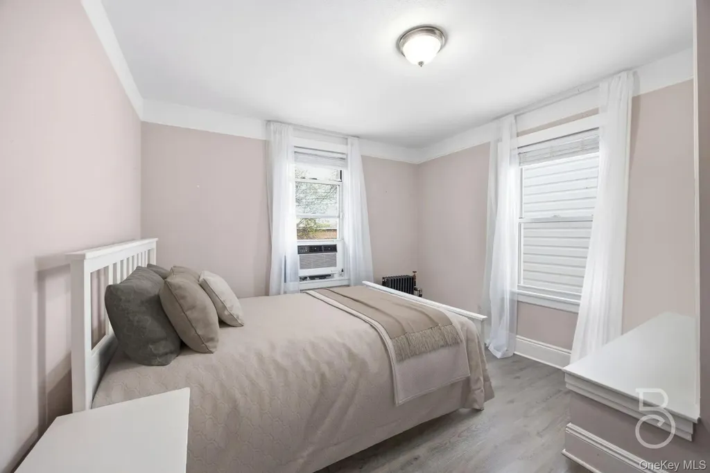 88-38 78th Avenue Glendale NY 11385