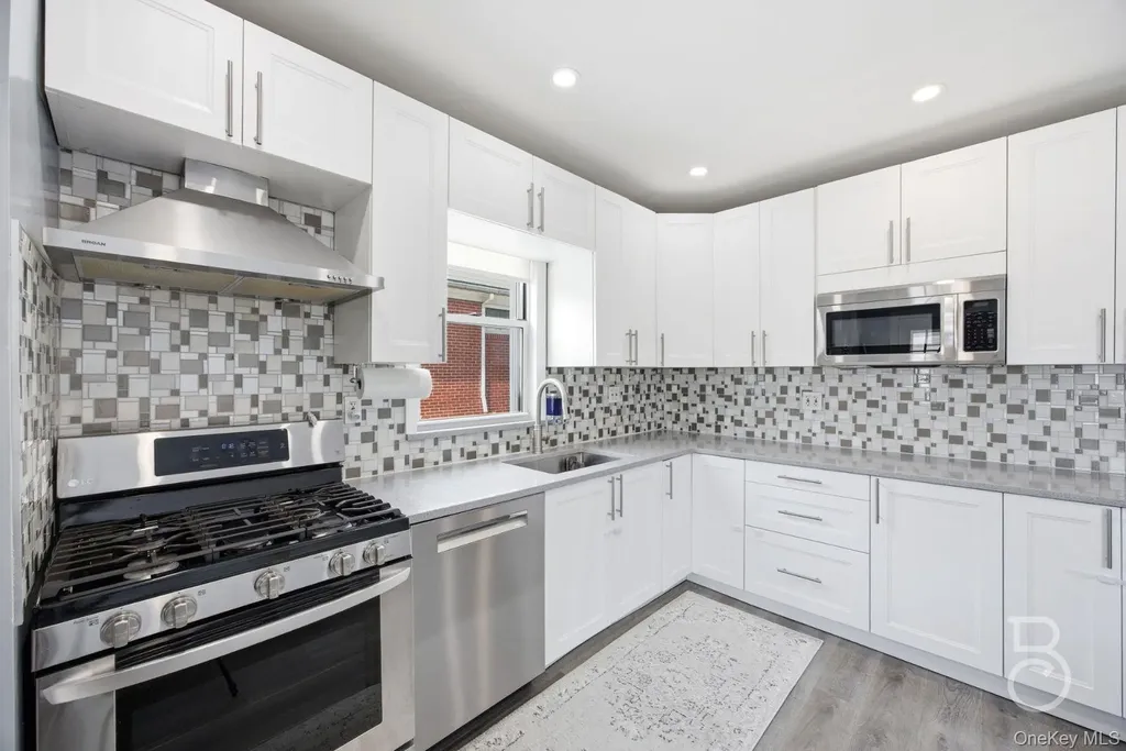88-38 78th Avenue Glendale NY 11385