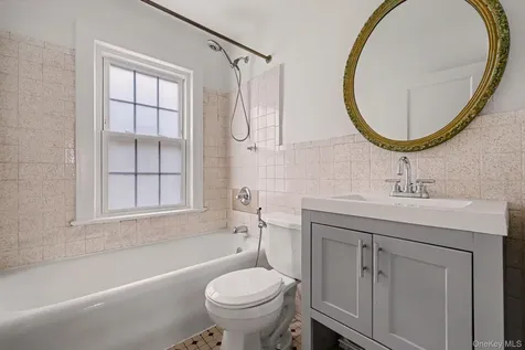 170 Madison Road Scarsdale NY 10583