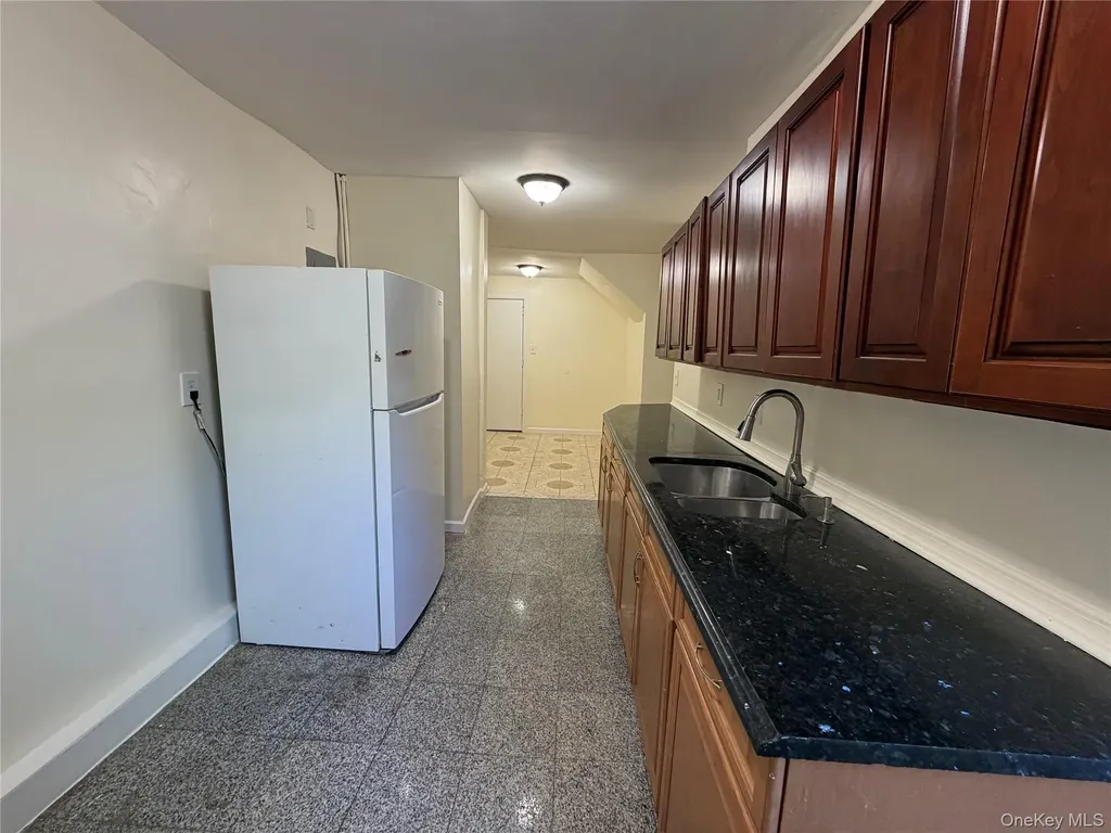 737 Warburton Avenue Yonkers NY 10701